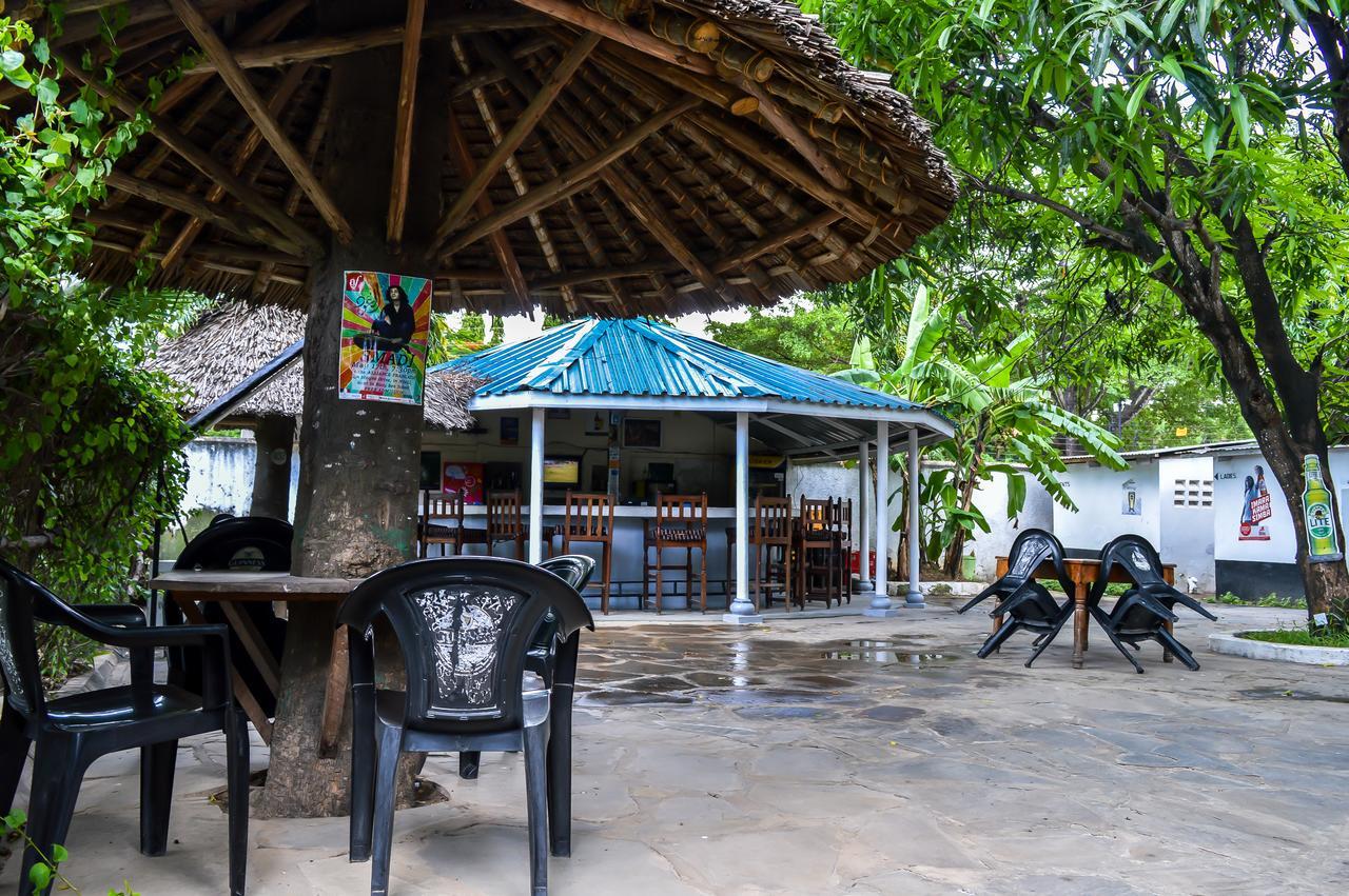 Sanana Conference Center And Holiday Resort Mombasa Eksteriør billede