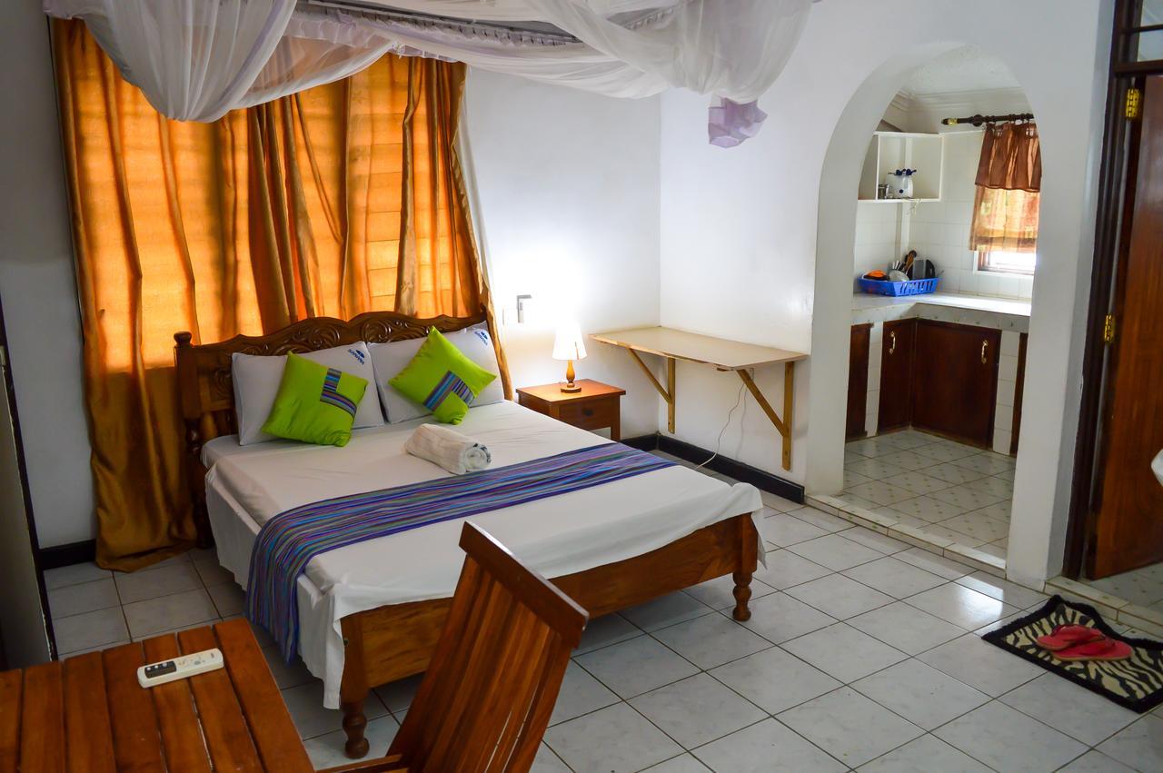 Sanana Conference Center And Holiday Resort Mombasa Eksteriør billede