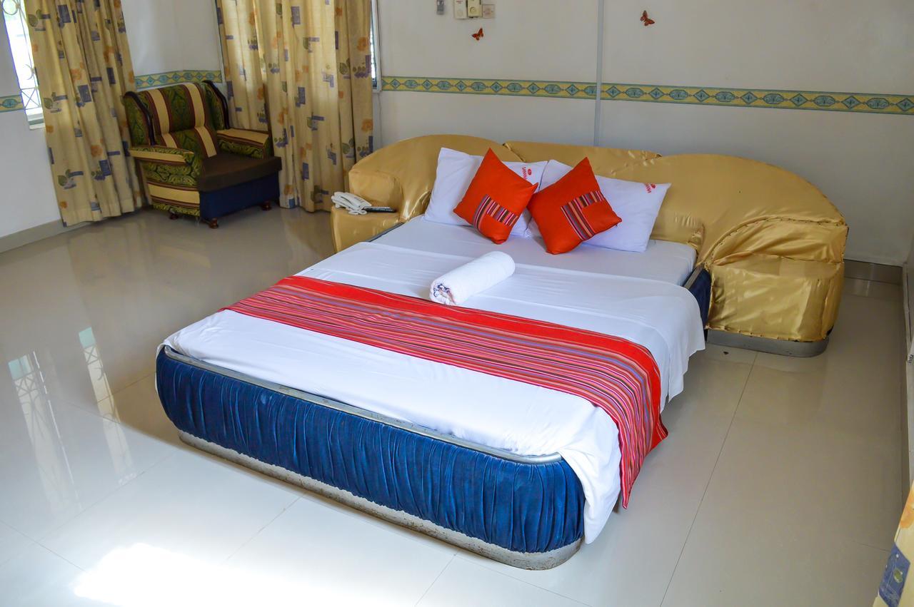 Sanana Conference Center And Holiday Resort Mombasa Eksteriør billede