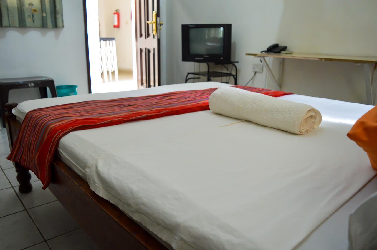 Sanana Conference Center And Holiday Resort Mombasa Eksteriør billede