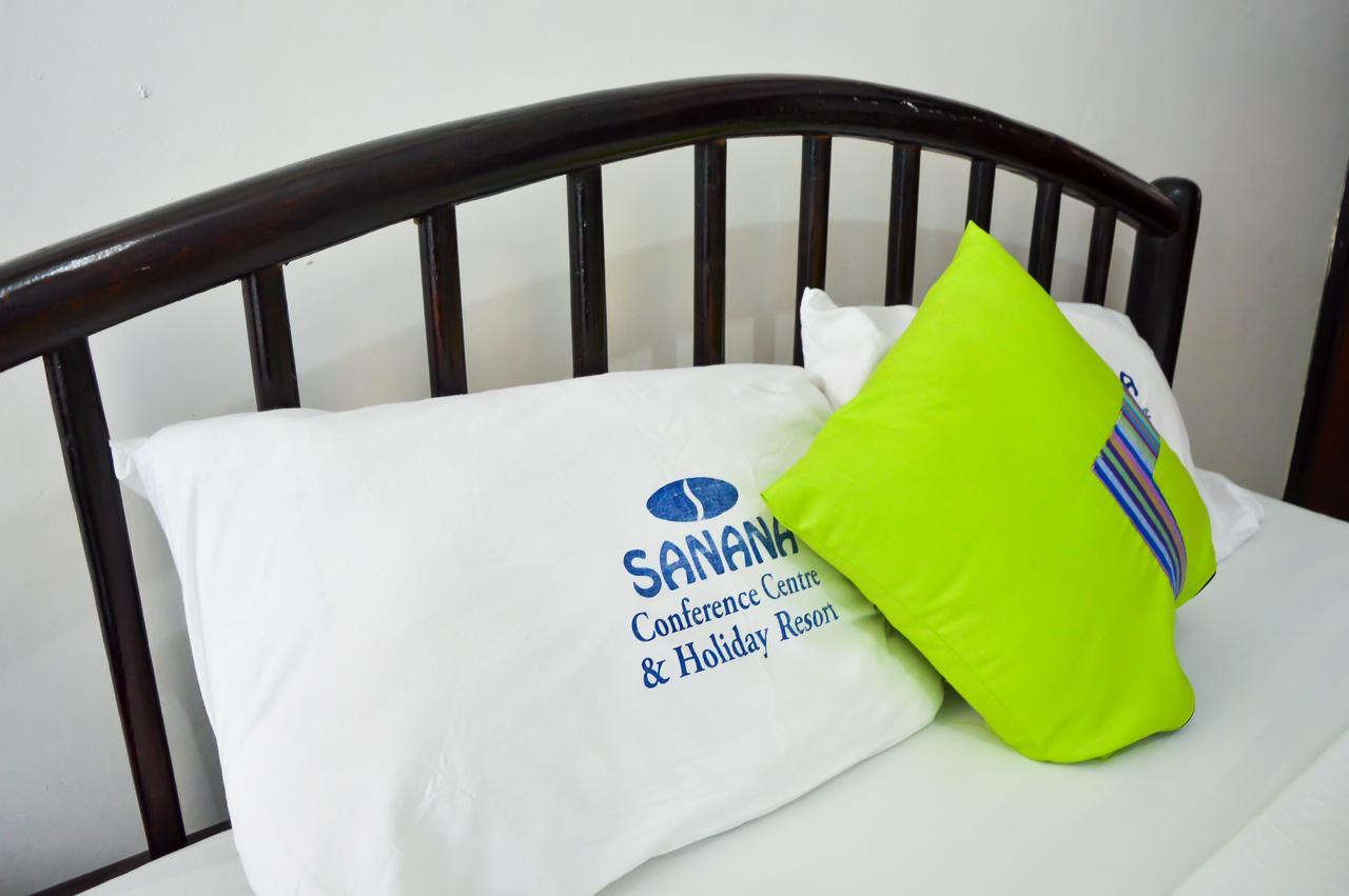 Sanana Conference Center And Holiday Resort Mombasa Eksteriør billede